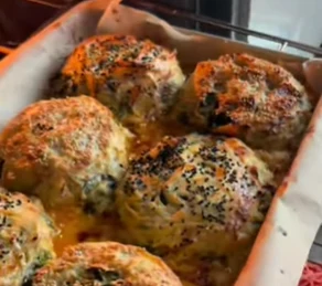 Güllaç böreği: kitapçığın 2. sayfasındaki yemek görseli