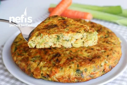 Pırasa böreği: kitapçığın 36. sayfasındaki yemek görseli