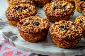 Yulaflı muffin: kitapçığın 16. sayfasındaki yemek görseli